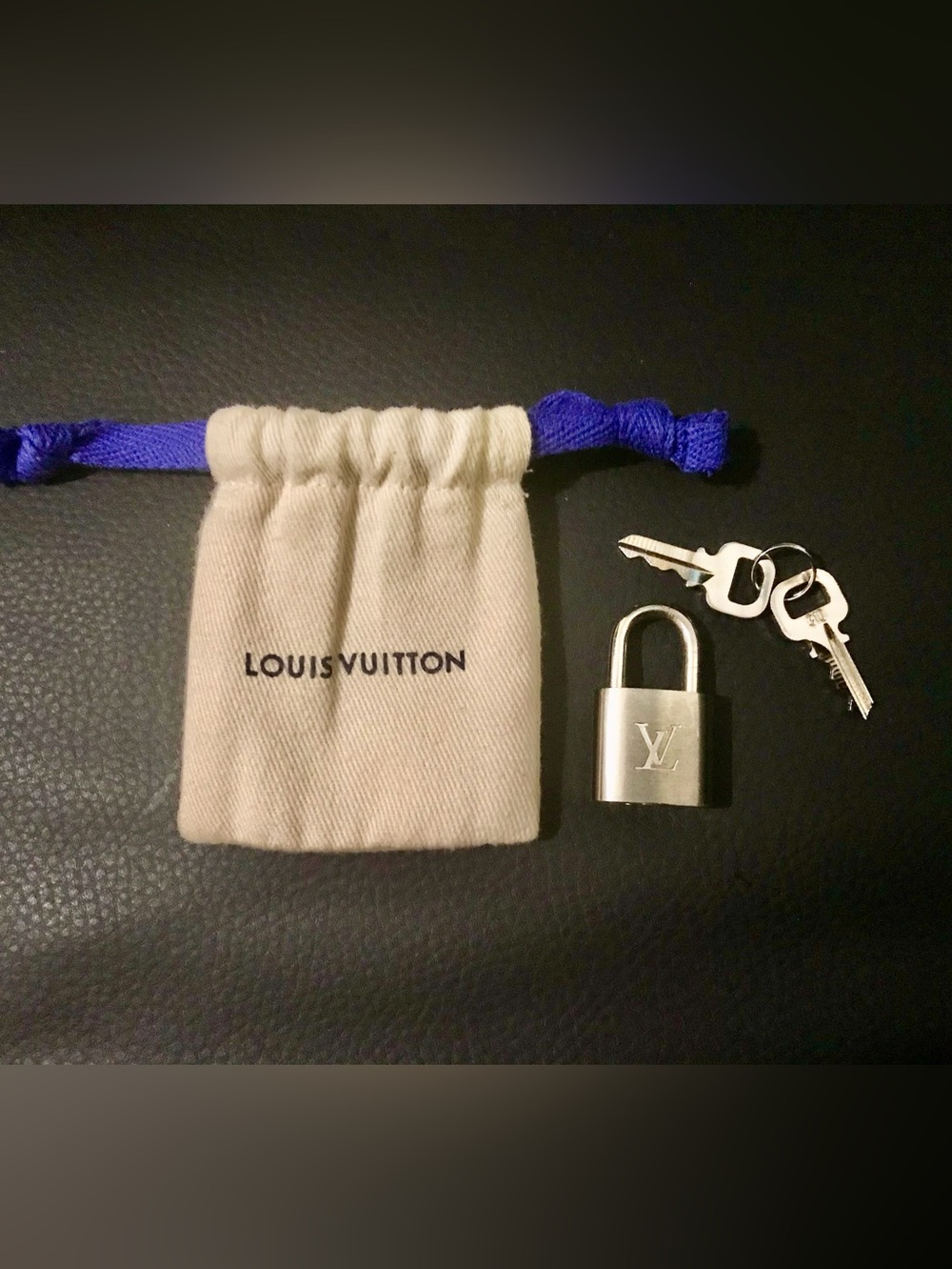 Louis Vuitton Silver Lock & 2 Keys